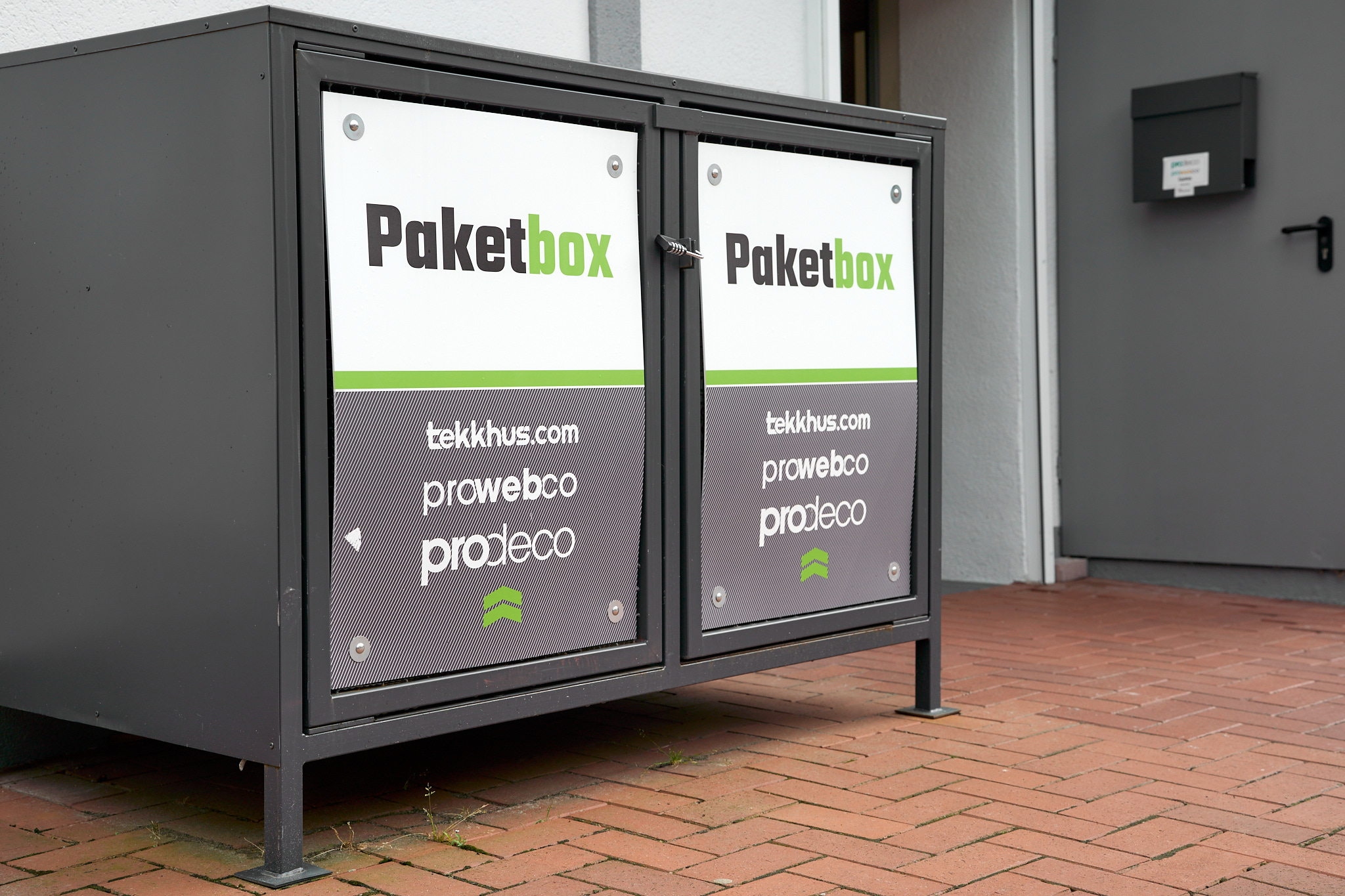 Tekkhus Versandboxen